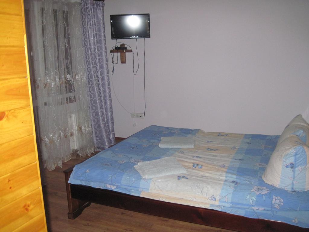 Guest House Stari Druzy Slavske Exterior photo