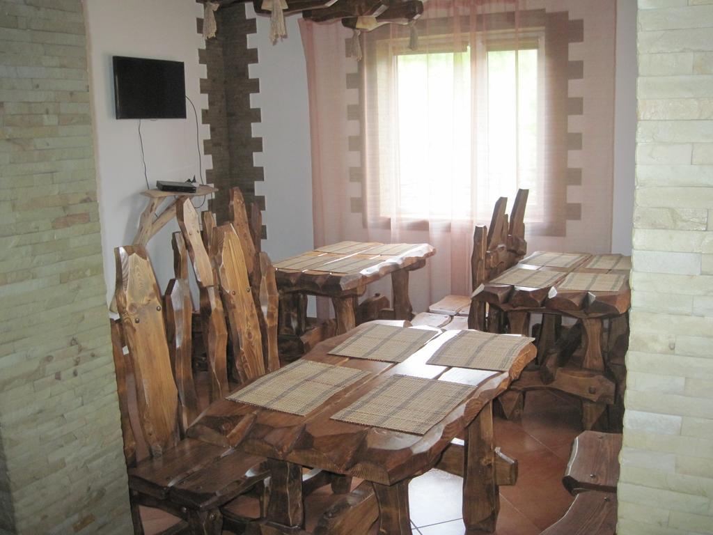 Guest House Stari Druzy Slavske Exterior photo