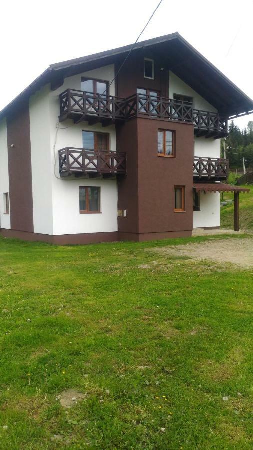 Guest House Stari Druzy Slavske Exterior photo